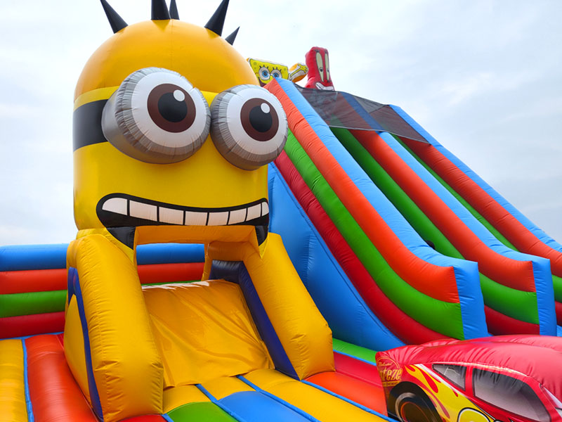 bouncy obstacle course