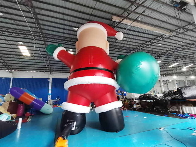 huge inflatable santa claus