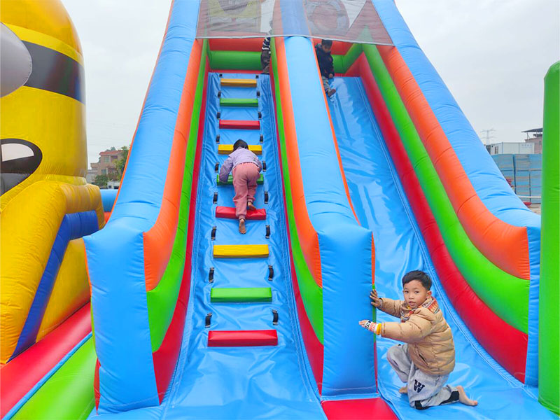 kids inflatable slide