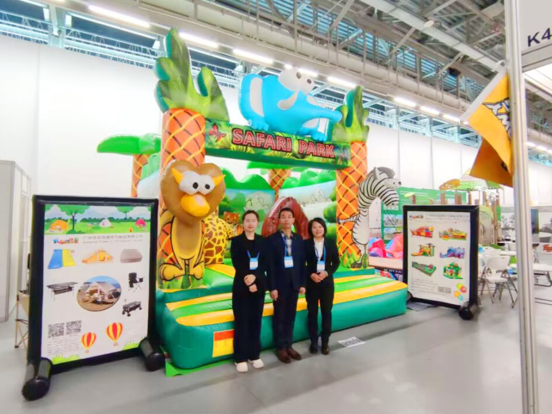 commercial inflatable bounce house